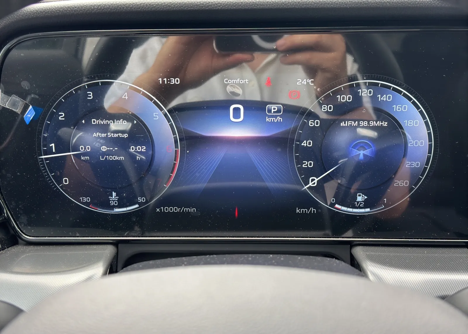 Zunanja slika - Hongqi HS5 - 2.0T AWD + PANORAMA +KEYLESS+ BLIS + 360 + GRETJE - 14