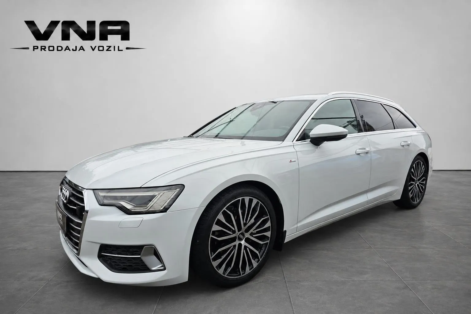 Zunanja slika - Audi A6 Avant - 40 TDI quattro |VIRTUAL|KAMERA|KLJUKA|WEBASTO|TOP| - 1