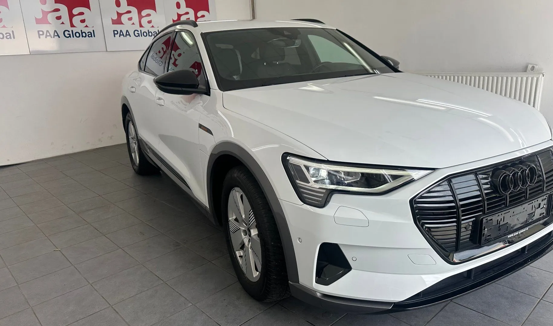 Zunanja slika - Audi e-tron - 55 quattro S line.NEMŠKI+4ALU.KAMERA.USNJE.KLJUKA - 11