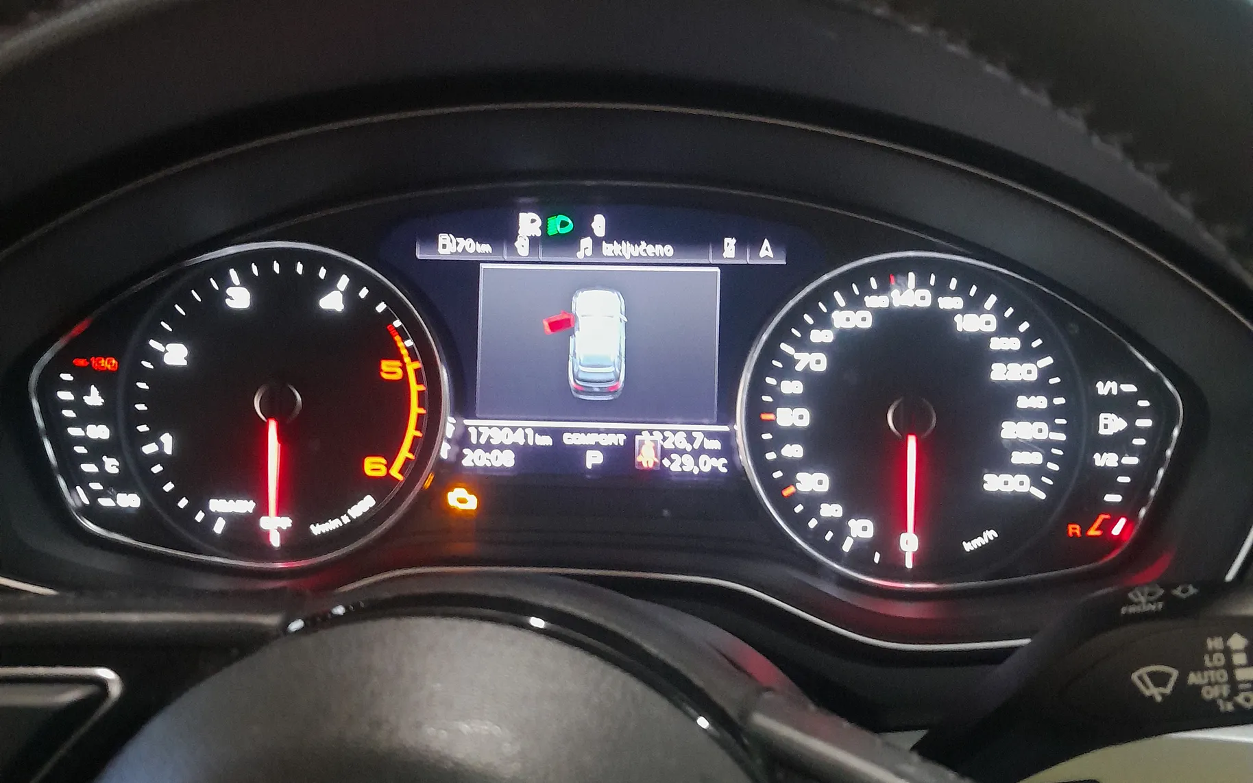 Notranja slika - Audi A4 - Stronic advancet - 7