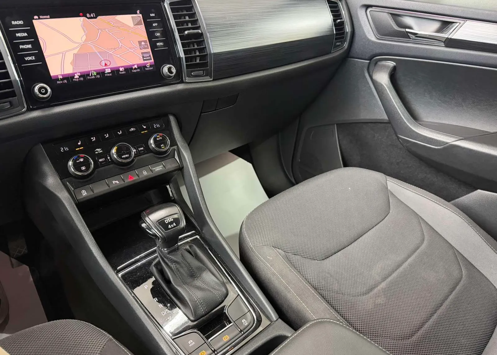 Zunanja slika - Škoda Kodiaq - 4x4 2,0 TDI Scout DSG - 7