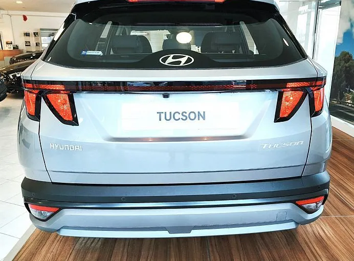Zunanja slika - Hyundai Tucson - 1.6 T-GDI 150 TREND-SVETLA NOT-KAMERA-WINTER-VIDEO - 5