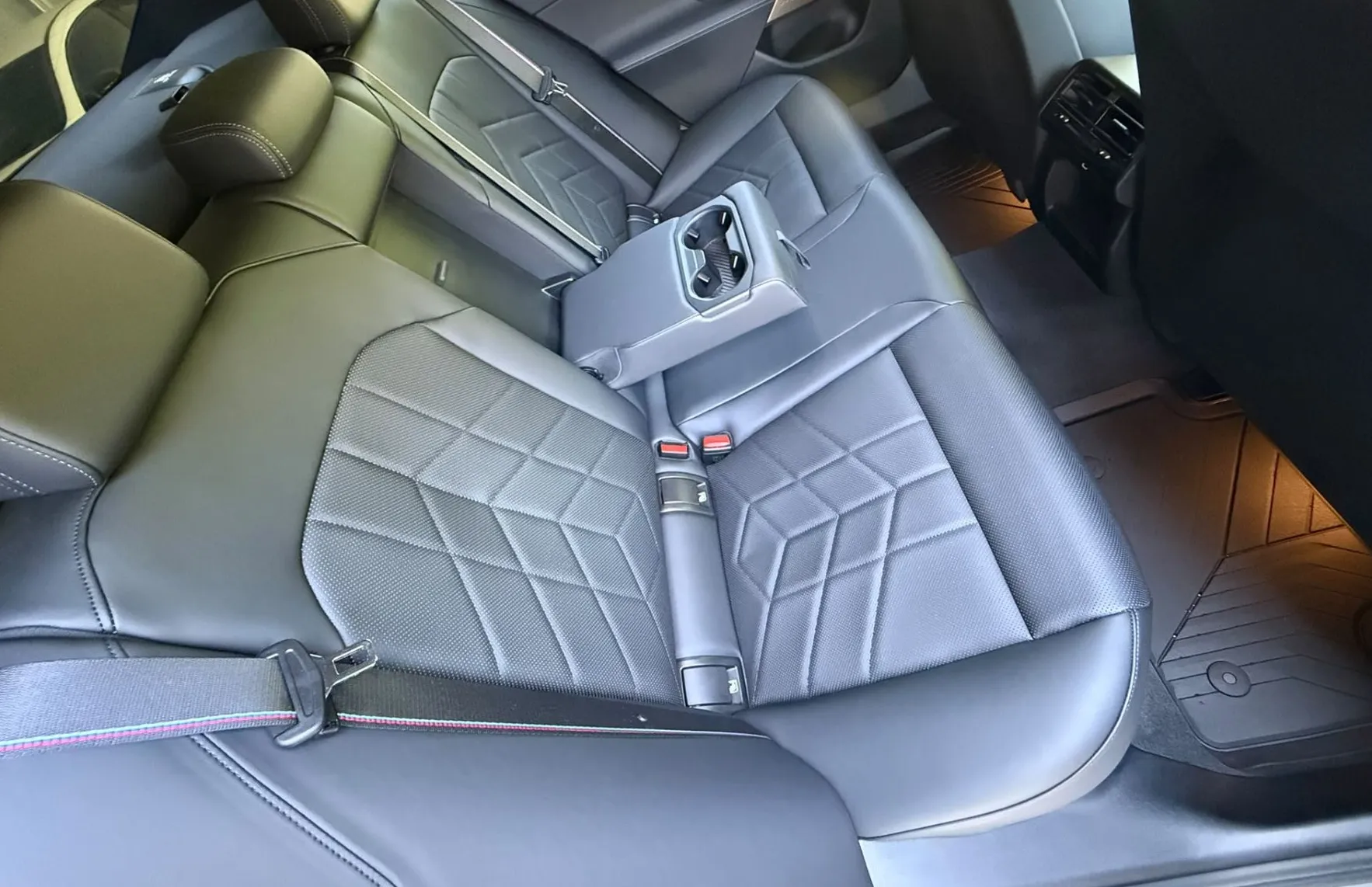 Zunanja slika - BMW Serija 5 - : 540d xDrive Avt. MSPORT Pro-ICONIC-21COL-KAMERA... - 11