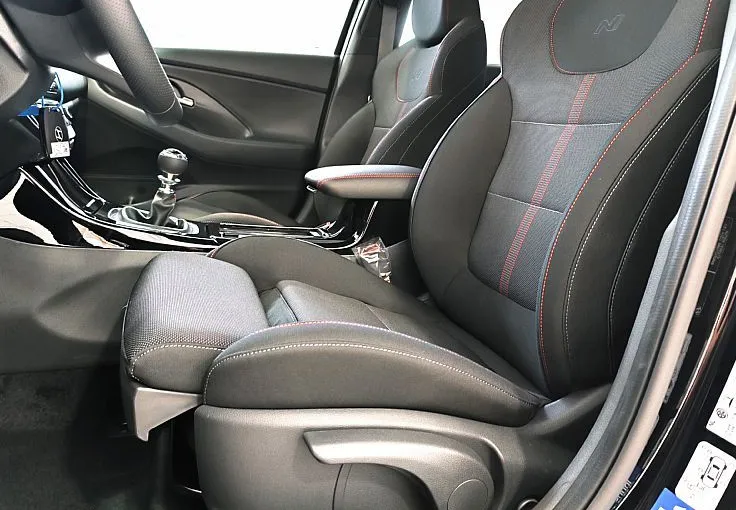Zunanja slika - Hyundai i30 - 1.6 T-GDI PREMIUM N-LINE-REZ.K-SMART-APPLE-VIDEO - 9