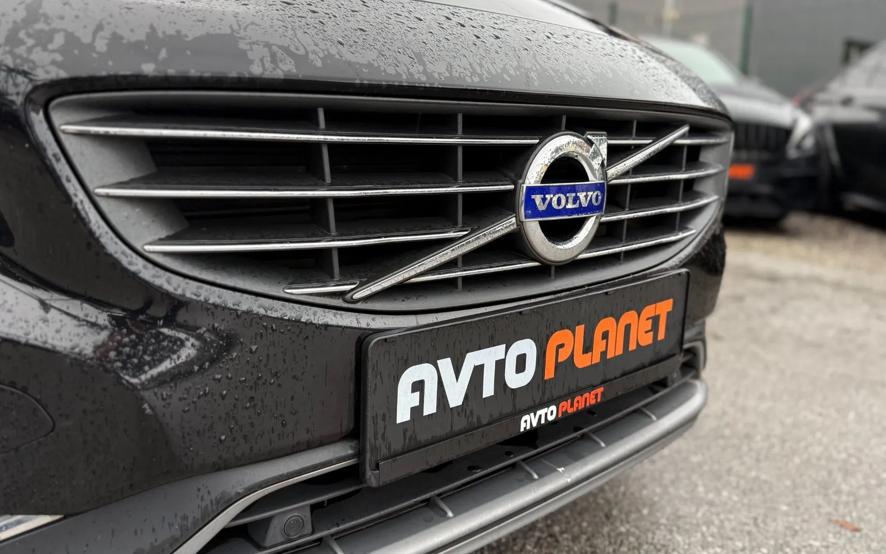 Zunanja slika - Volvo V60 - 2.4 D6 TwinEngine AWD HYBRID POLSTAR AUT. XENON - 10