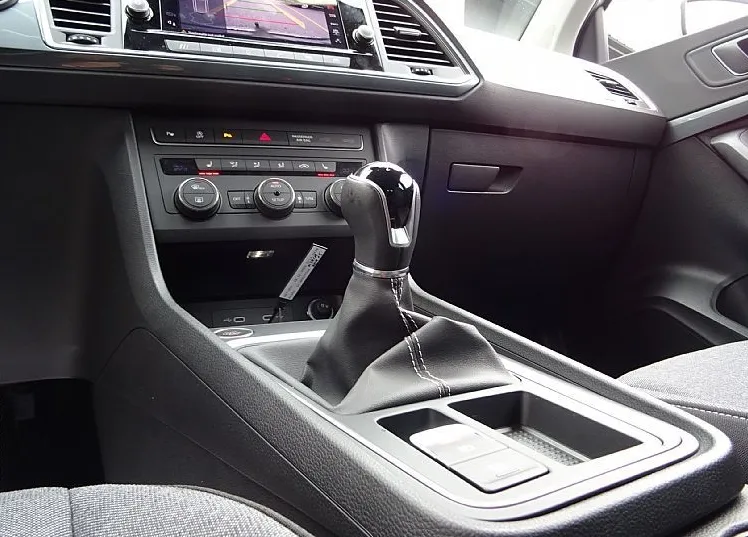 Zunanja slika - Seat Ateca - 1.5 TSI 150 KM STYLE EDITION - VLEČNA KLJUKA - - 17
