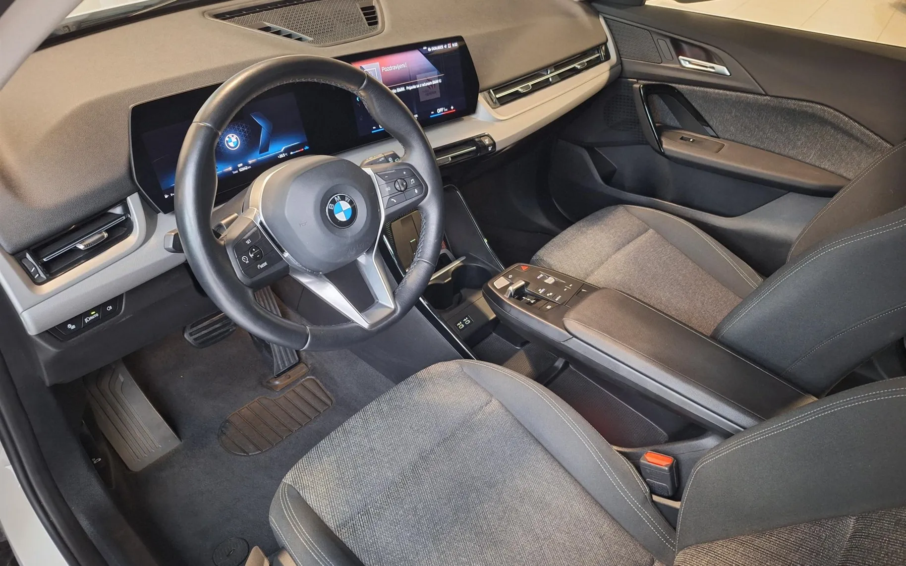 Zunanja slika - BMW X1 - sDrive18d - 6