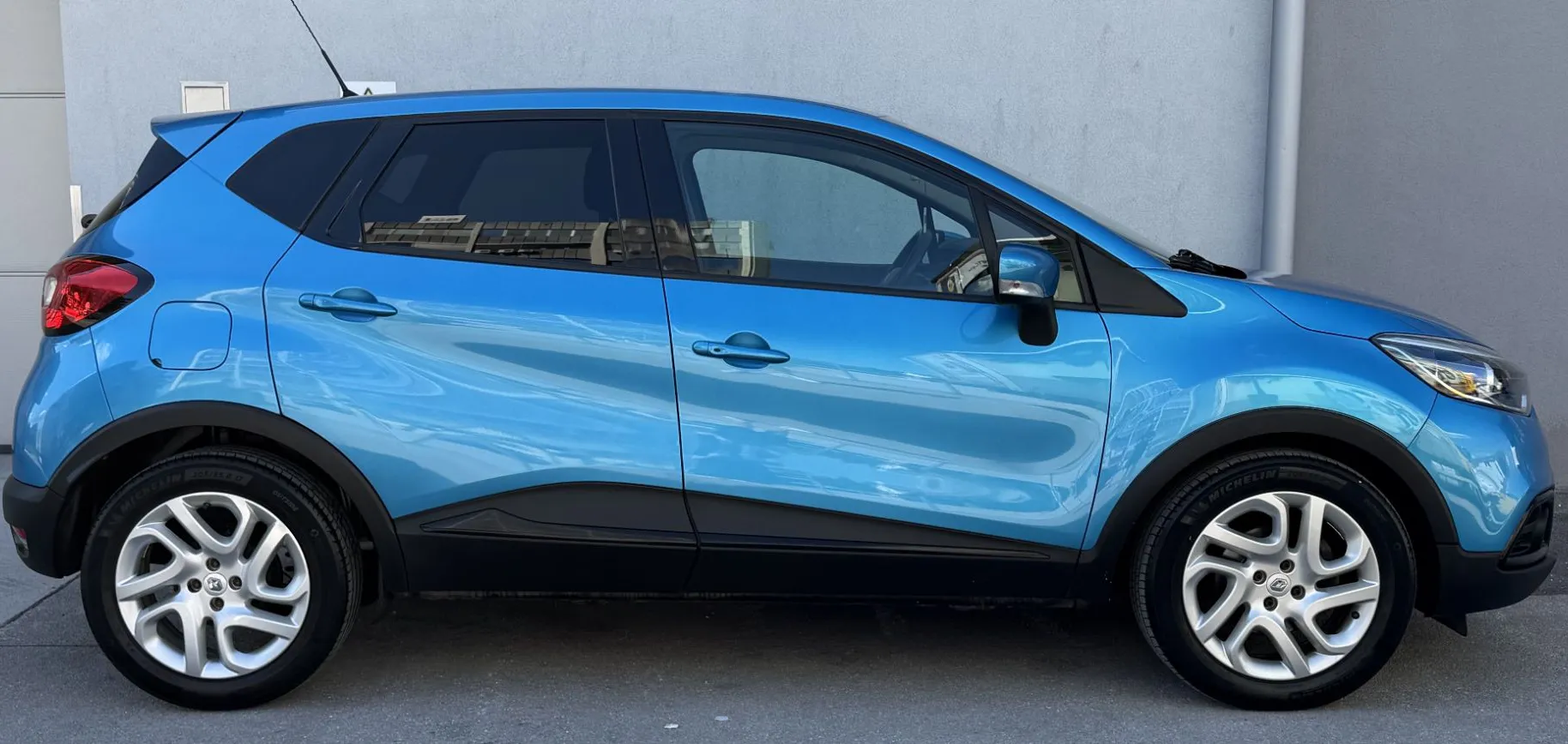Zunanja slika - Renault Captur - dCi 90 Dynamique EDC - 5