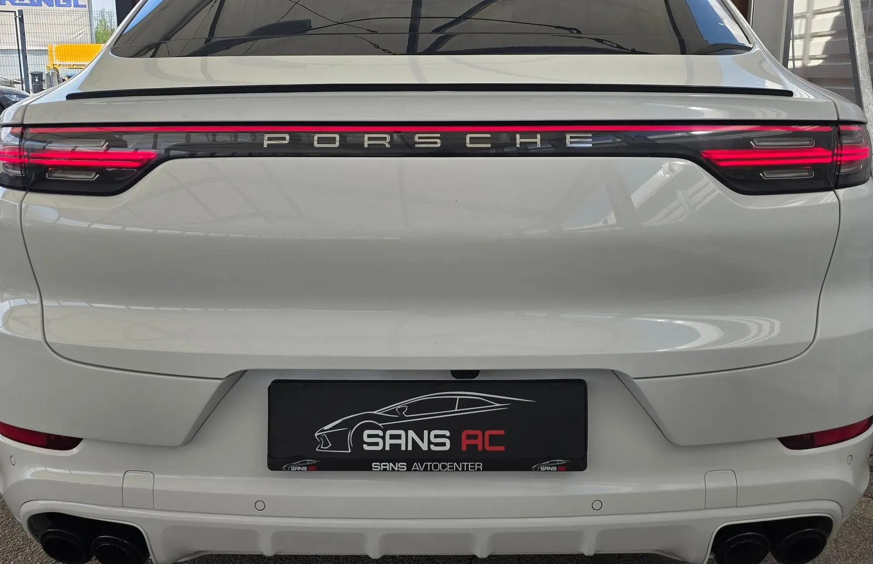 Zunanja slika - Porsche Cayenne - Coupe 3.0 V6 - CHRONO - PANO - BOSE - KLJUKA - 360 KAM - 20