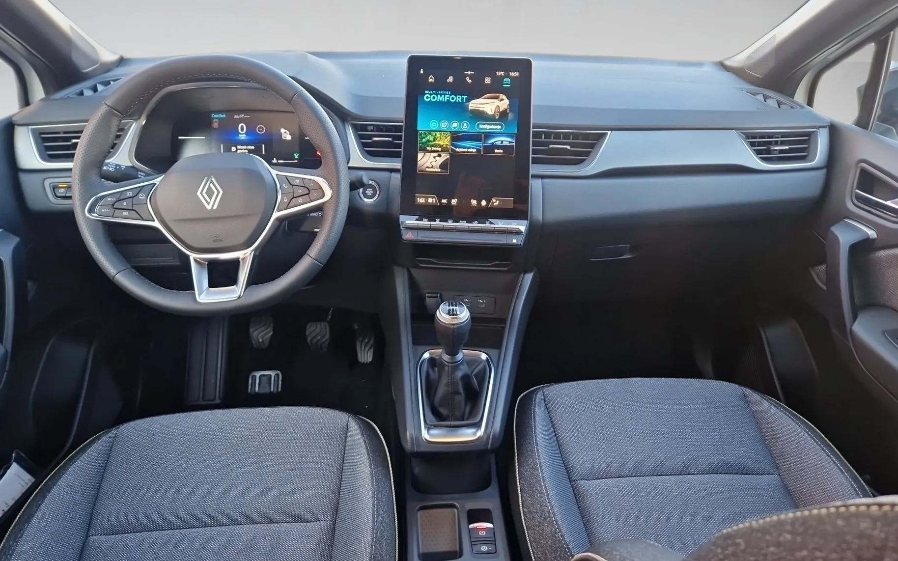 Zunanja slika - Renault Captur - TCe 90 techno + PAKET ZIMA - 10