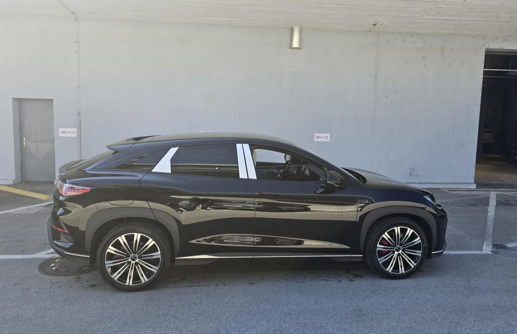 Zunanja slika - BYD SEALION 7 - AWD 91.5 kWh Excelence NA ZALOGI - 6