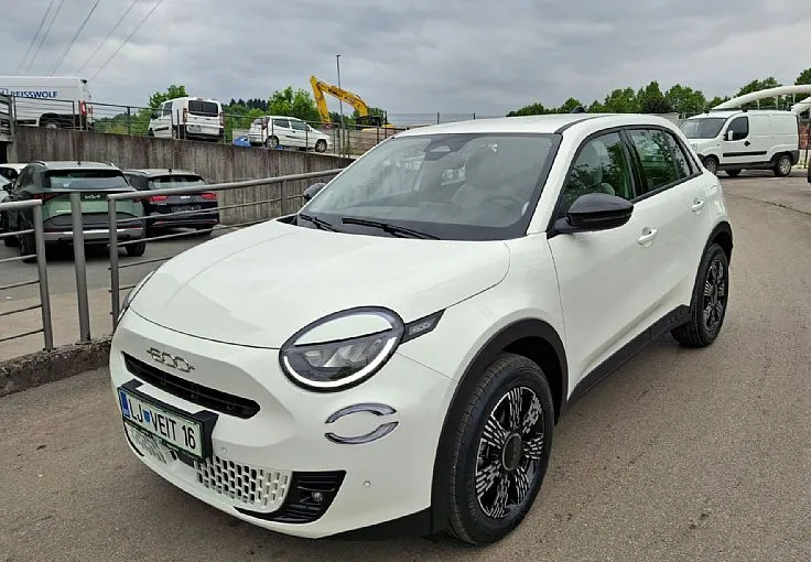 Zunanja slika - Fiat 600 - 1.2 T3 Hybrid DCT 145 - 1