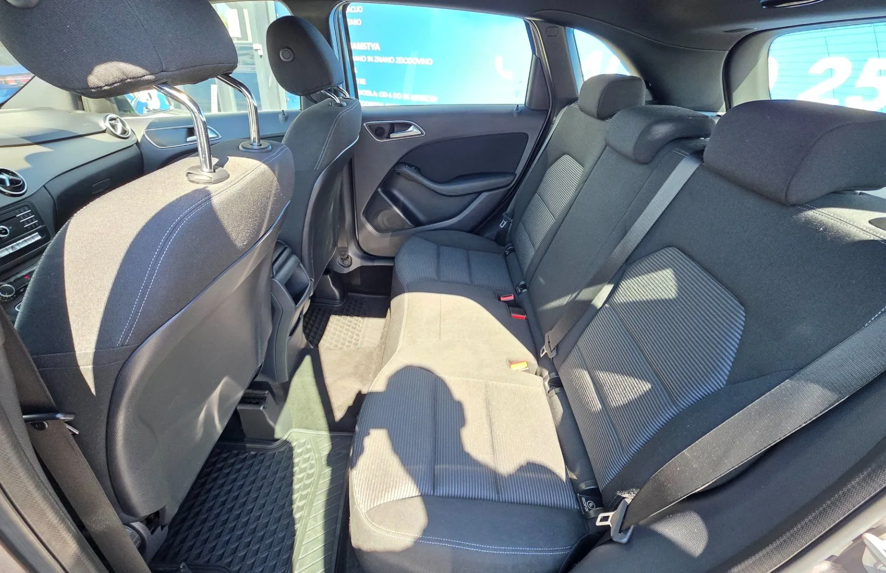 Zunanja slika - Mercedes-Benz B-Razred - B 180 d BlueEFFICIENCY LED - SLOVENSKO POREKLO - 12