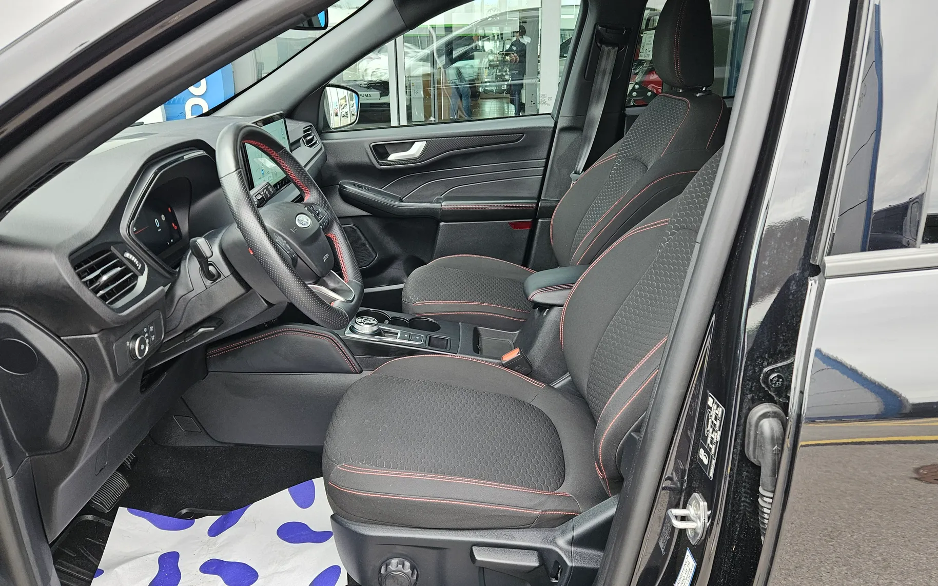 Zunanja slika - Ford Kuga - 2.5 Duratec FHEV ST-Line - 3