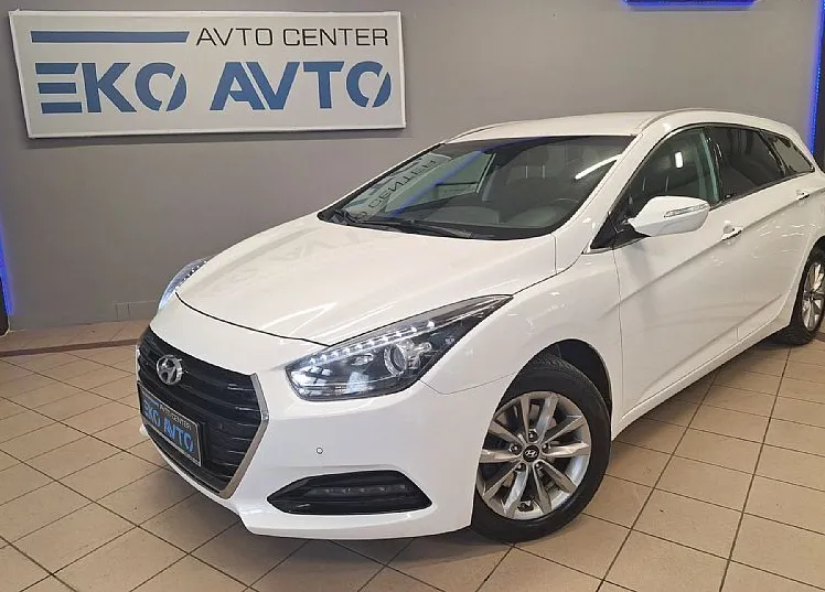 Zunanja slika - Hyundai i40 - 1.7 CRDI 85KW PREMIUM FUL LED-NAVI-KAMERA-PDC-... - 1