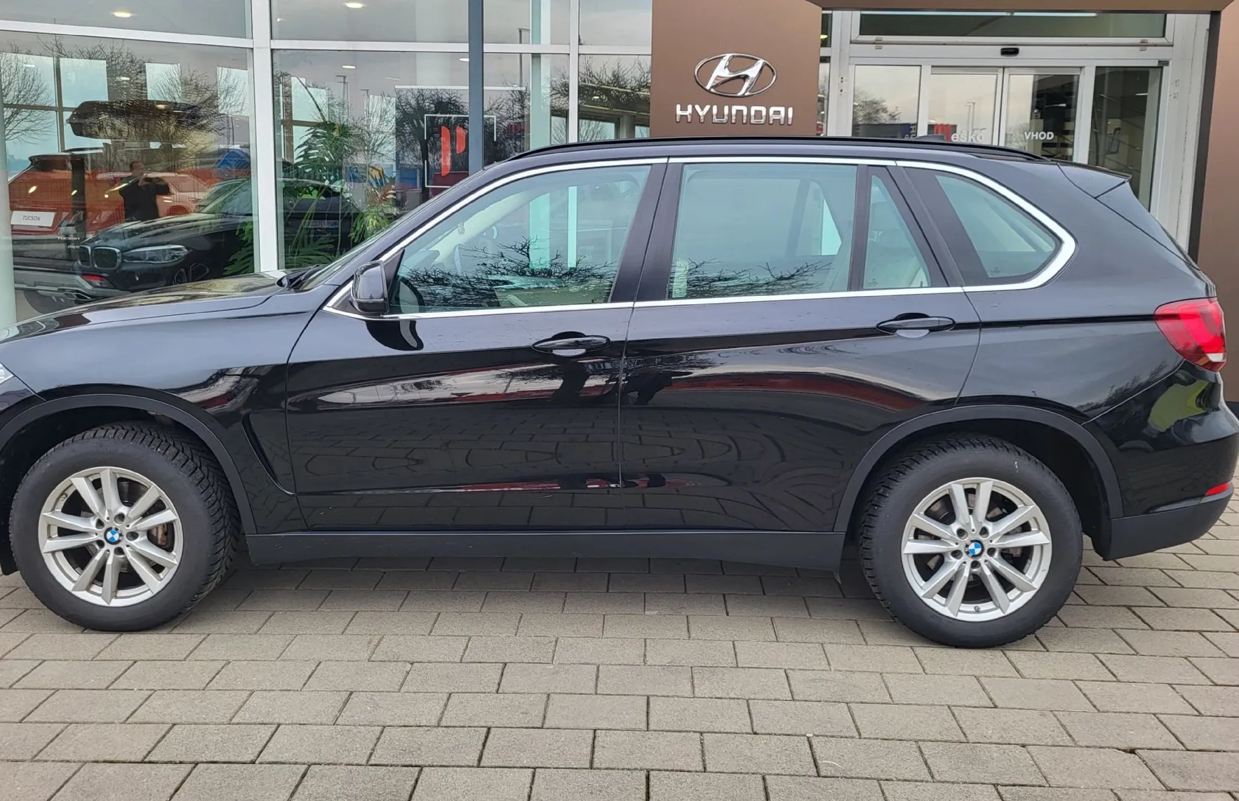 Zunanja slika - BMW X5 - serija : xDrive25d xenon-navi-alu-pdc-kamera-usnje-vl.kljuk - 3
