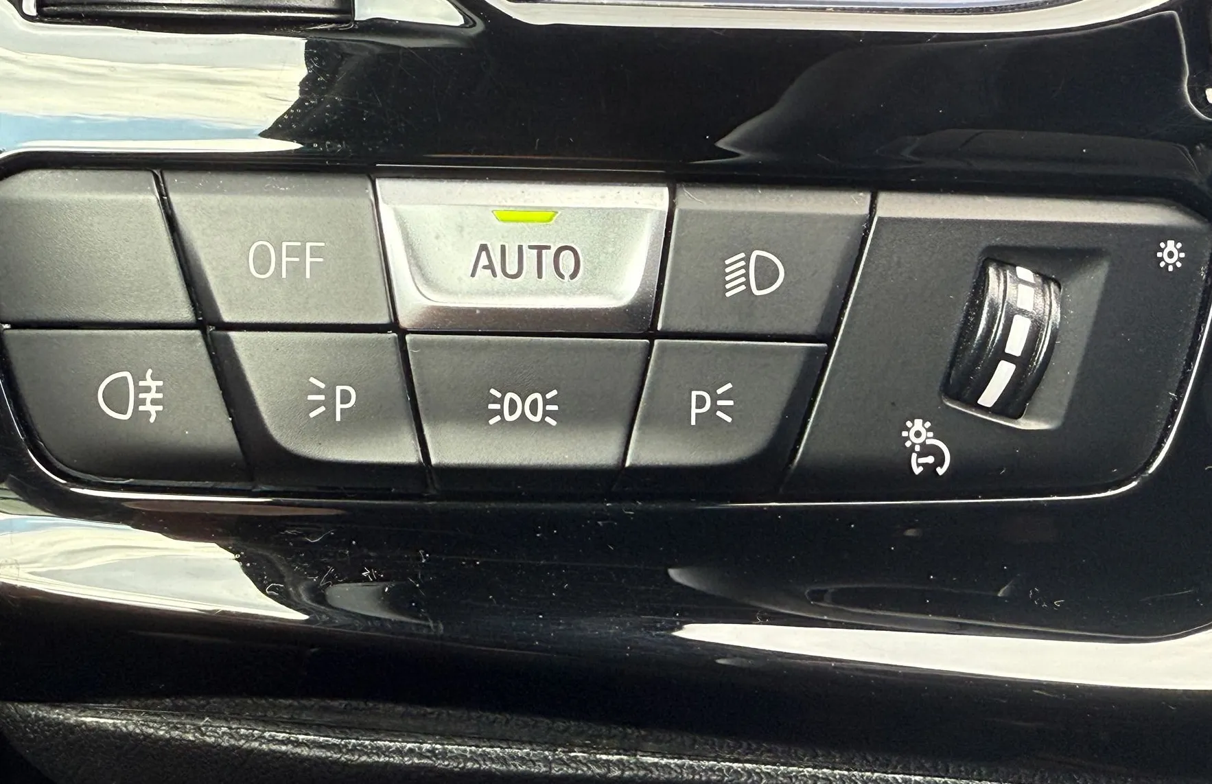 Zunanja slika - BMW Z4 - 2.0i M-Optik HUD LED Kamera ACC MrtviKOT Usnje 19C - 14