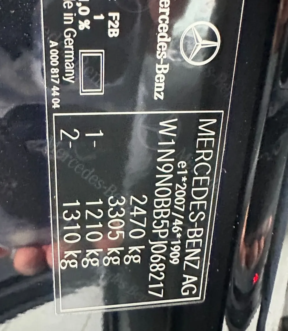 Zunanja slika - Mercedes-Benz EQA - 250 Business.KAMERA.NAVI.USNJE.LED.SAMO 57.590 KM - 3