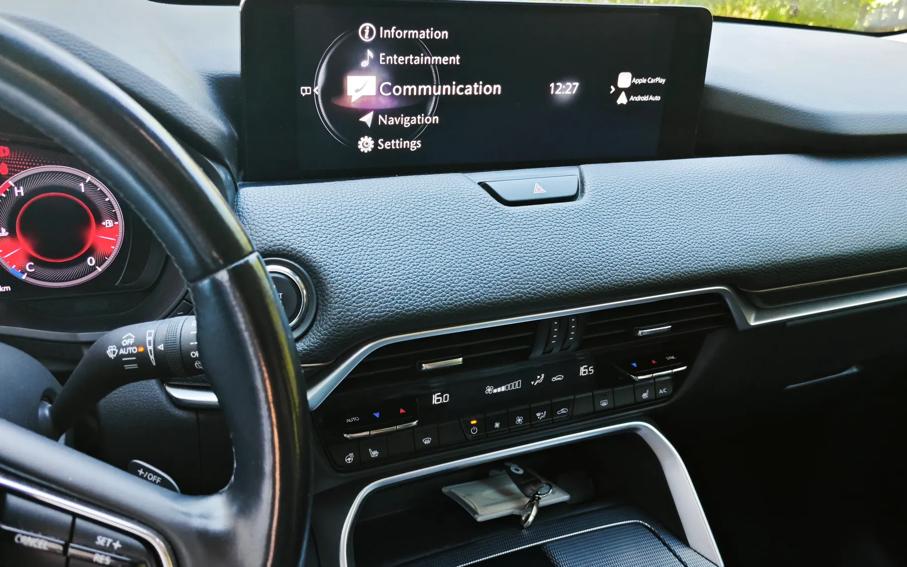 Notranja slika - Mazda CX-60 - Skyactiv D Prime-line Avt. - 5