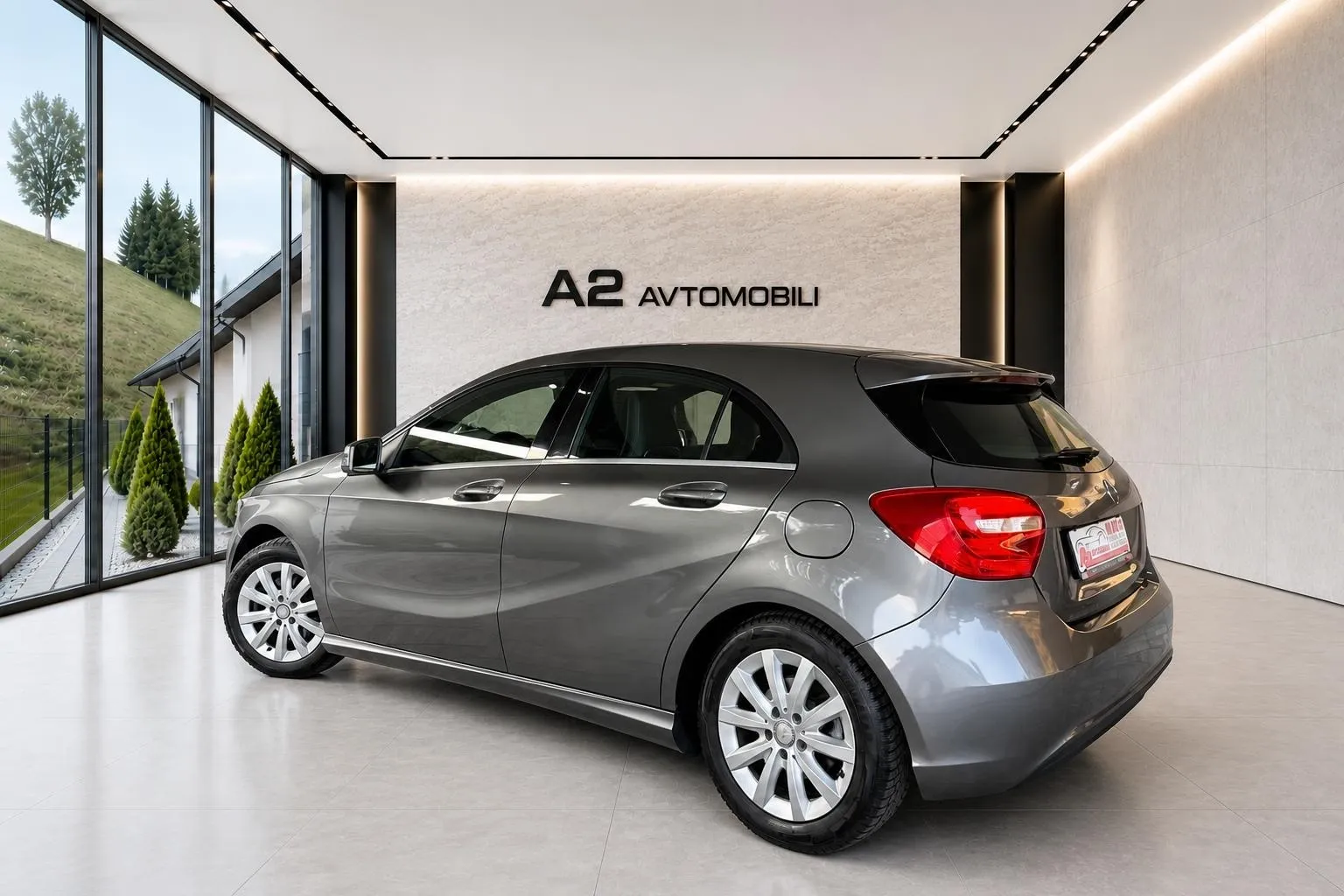 Zunanja slika - Mercedes-Benz A-Razred - 180 -AMG SEDEŽI-KLIMA-ALU- - 6