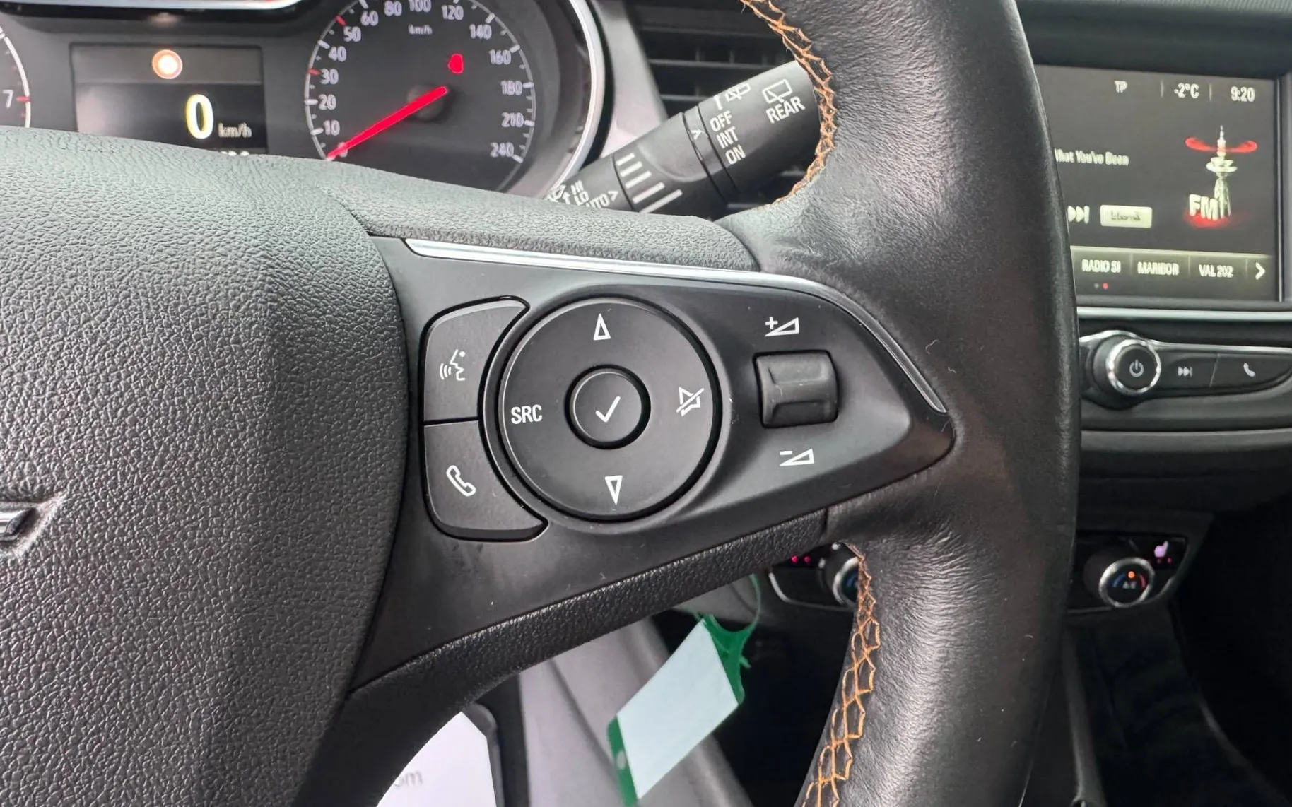Zunanja slika - Opel Crossland X - 1.2 TURBO°INNOVATION°1.LAST°SLO°PDC°ALU°VELIK SE.. - 15