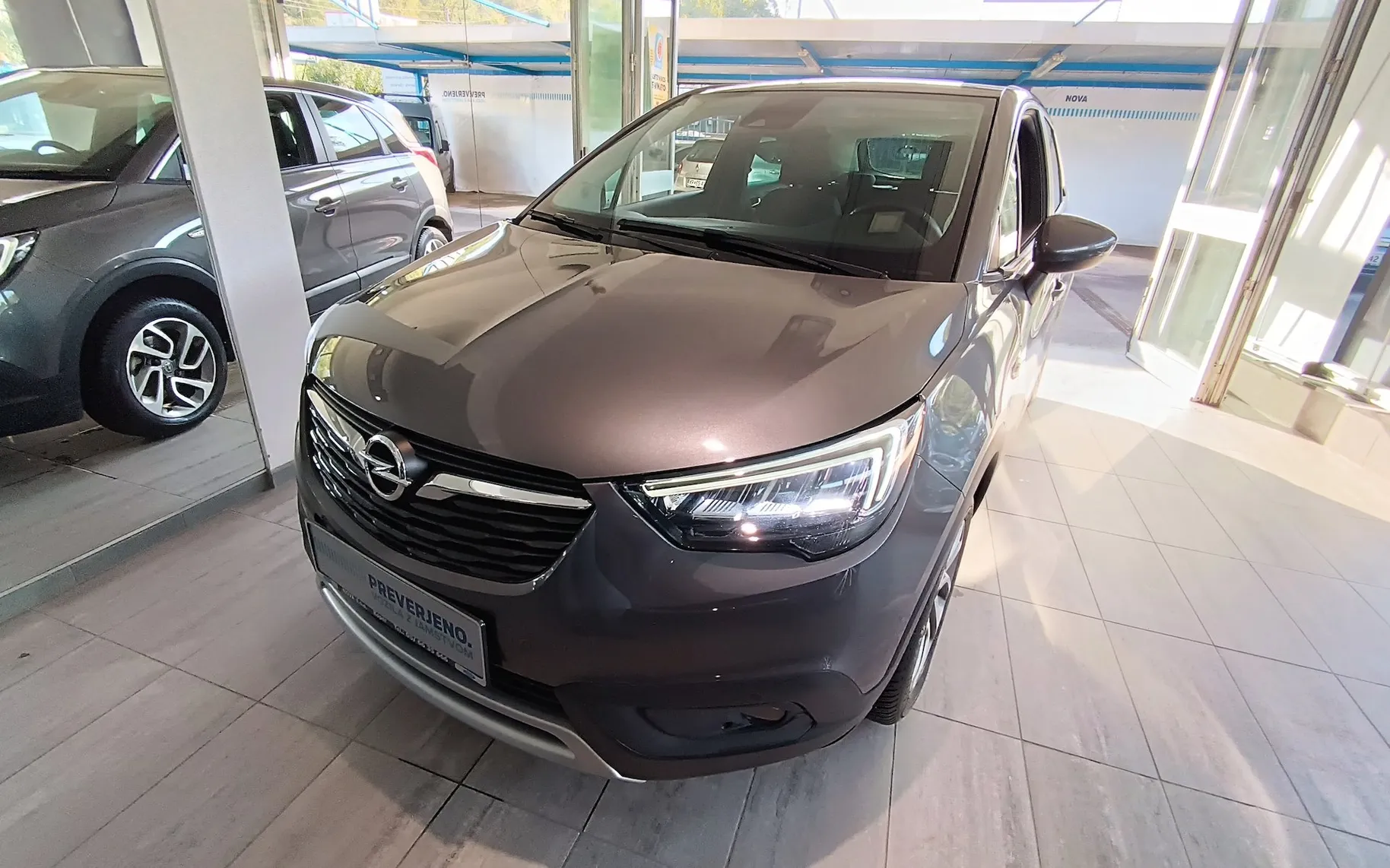 Zunanja slika - Opel Crossland X - 1.2 TURBO 81KW  110KM  INNOVATION 1.LASTNIK - 1