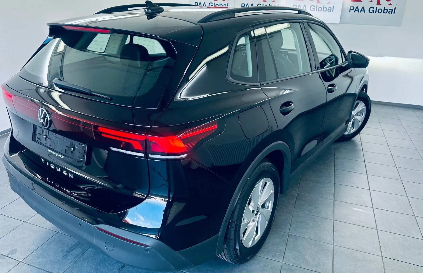 Zunanja slika - Volkswagen Tiguan - 2.0 TDI DSG 110kW.KAMERA.LED.USNJE.ACC.2025.DIZEL - 9