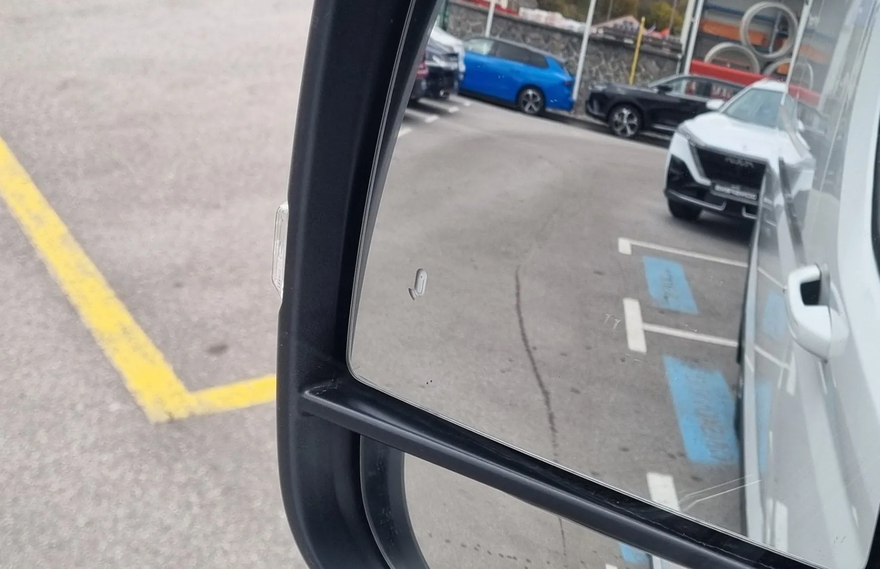 Zunanja slika - MAXUS Deliver 9 - 2.0 TDCI - 19