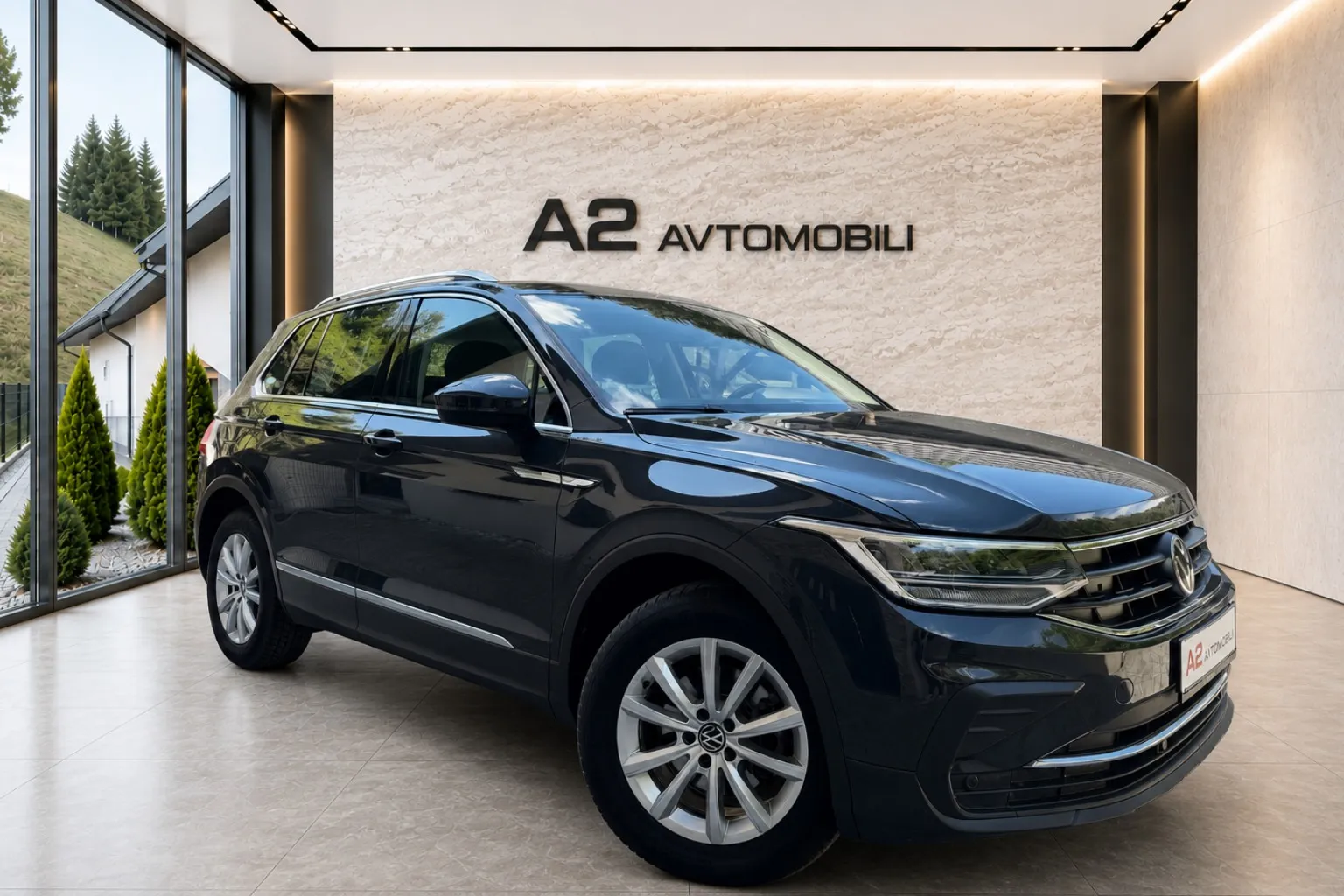 Notranja slika - Volkswagen Tiguan - 2.0 TDI BMT Elegance DSG-1.lastnik-FUL LED-NAVI - 8