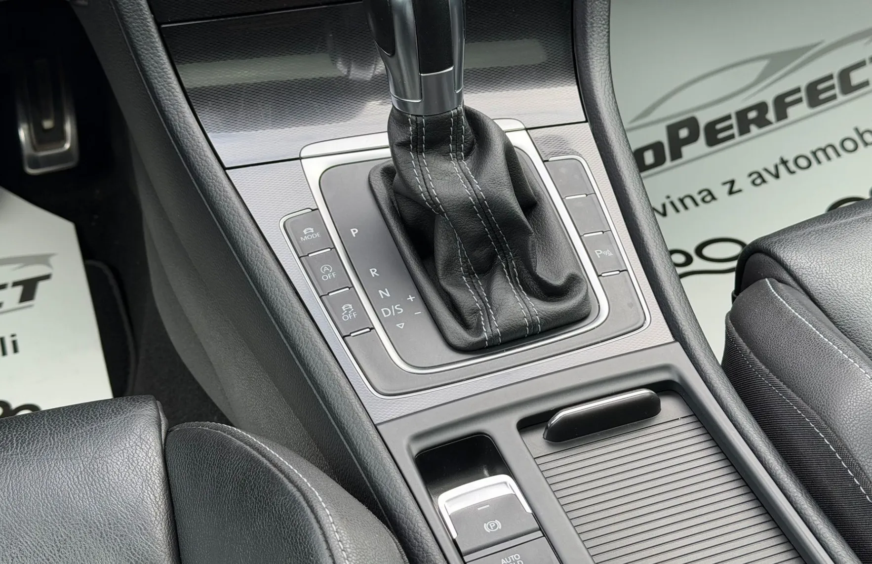 Zunanja slika - Volkswagen Golf - 2.0 GTD BMT DSG |ACC|NAVI|PDC|LED - 14