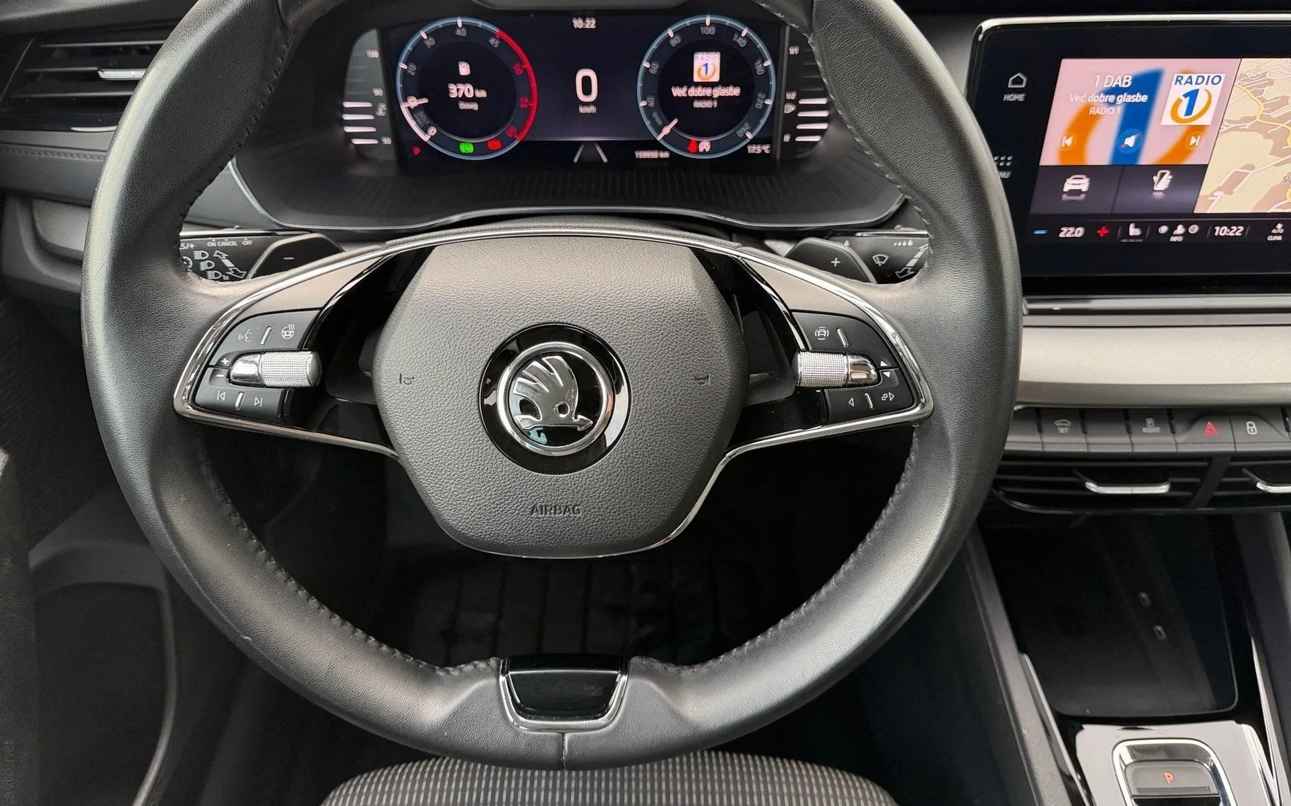Notranja slika - Škoda Octavia - Combi 2.0 TDI Ambition DSG-Virtual-Navi-AppConnect - 8