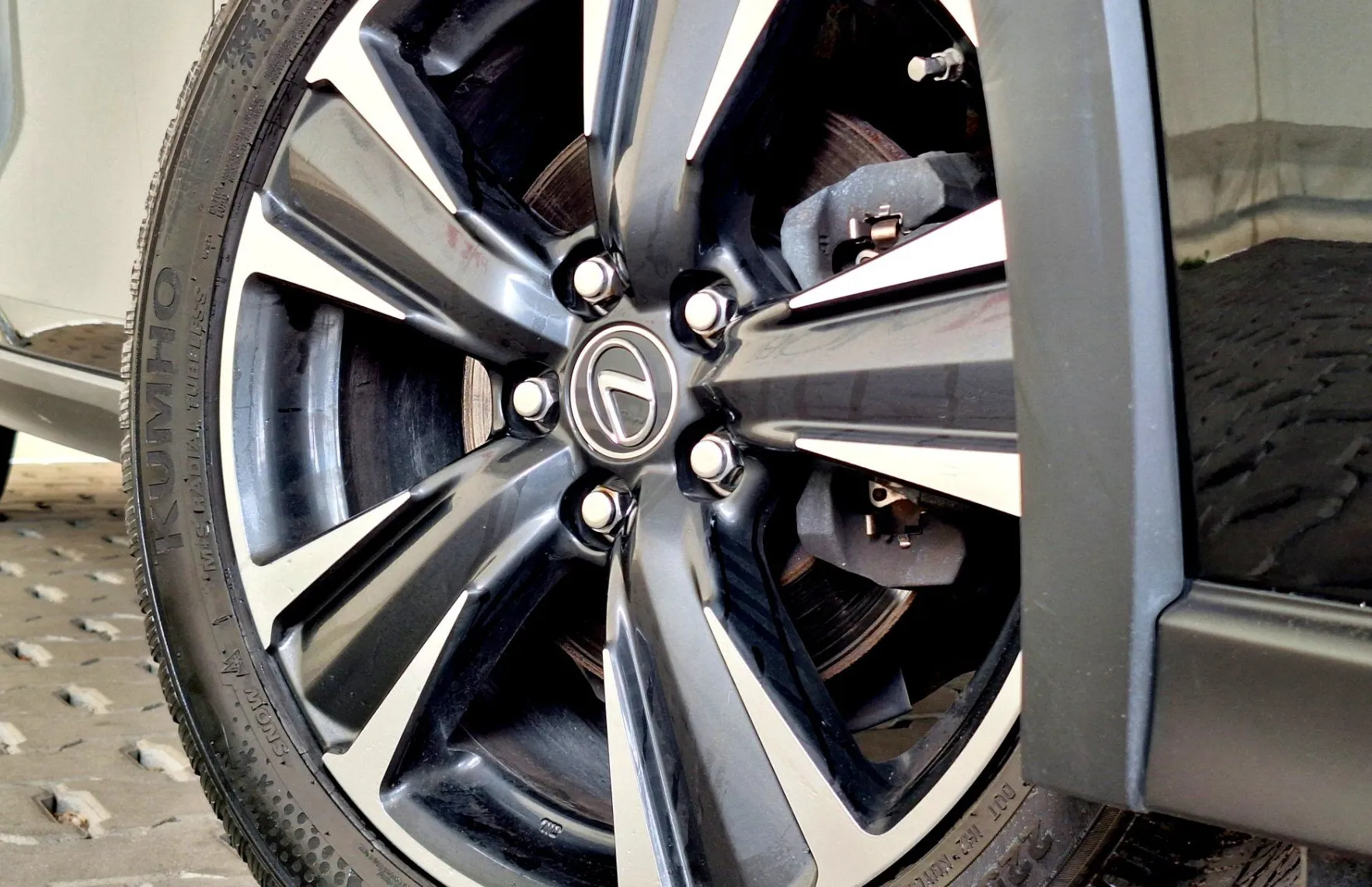 Zunanja slika - Lexus UX - 250h AWD Lury Mark Levinson•KAM360•MEMORY•ACC• - 8