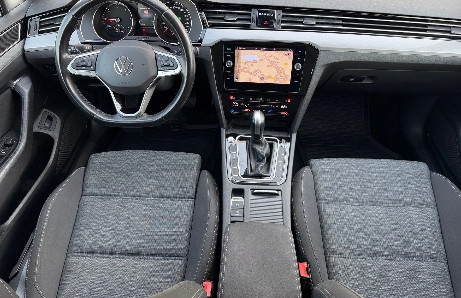 Zunanja slika - VW Passat - Variant 2.0 TDI DSG Kamera - Kljuka... - 10