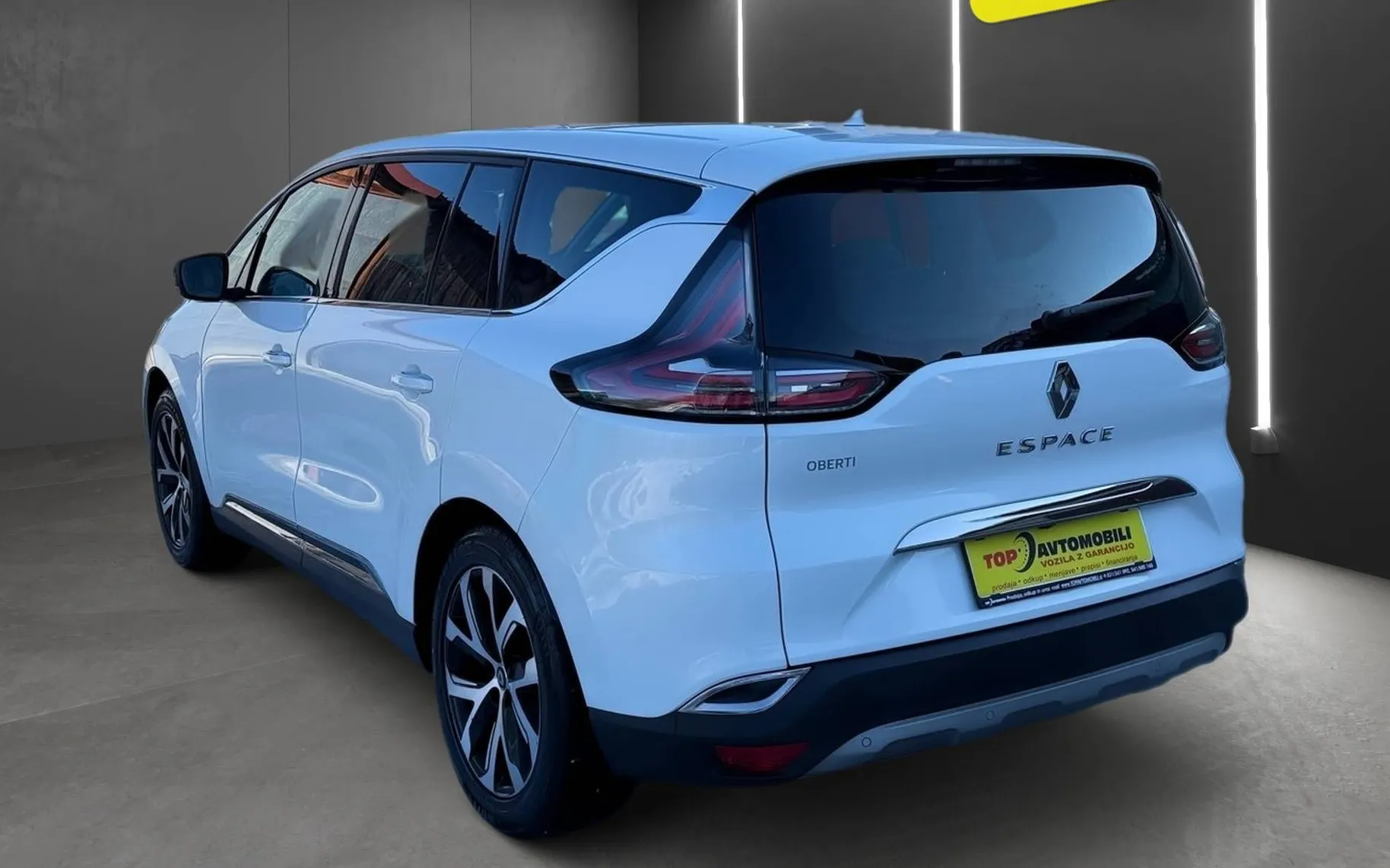 Zunanja slika - Renault Espace - 2.0 dCi EXECUTIVE PANO USNJE NAVI LED KAMERA RAD - 6