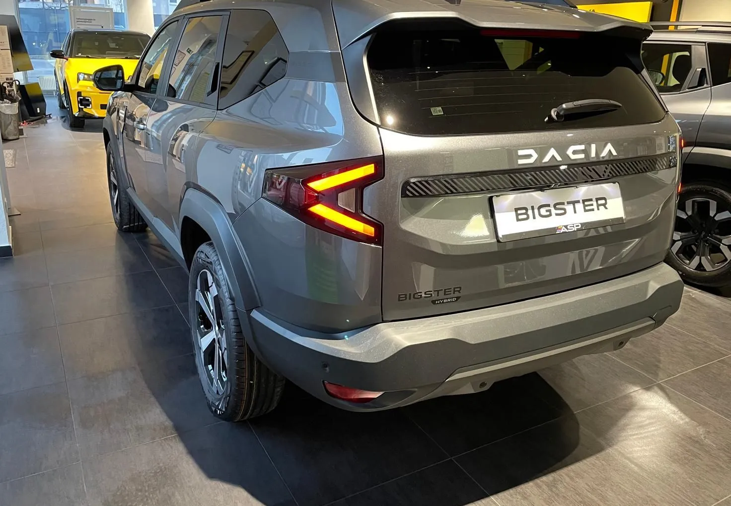 Zunanja slika - Dacia Bigster - Hybrid 155 Journey - 3