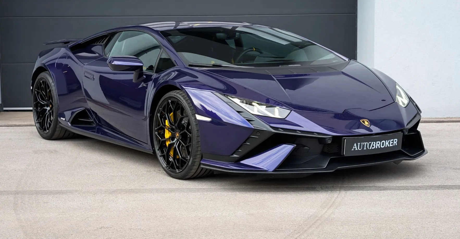 Zunanja slika - Lamborghini Huracan - Tecnica 640-2 Viola Altheia LIFT kamera RWD - 3
