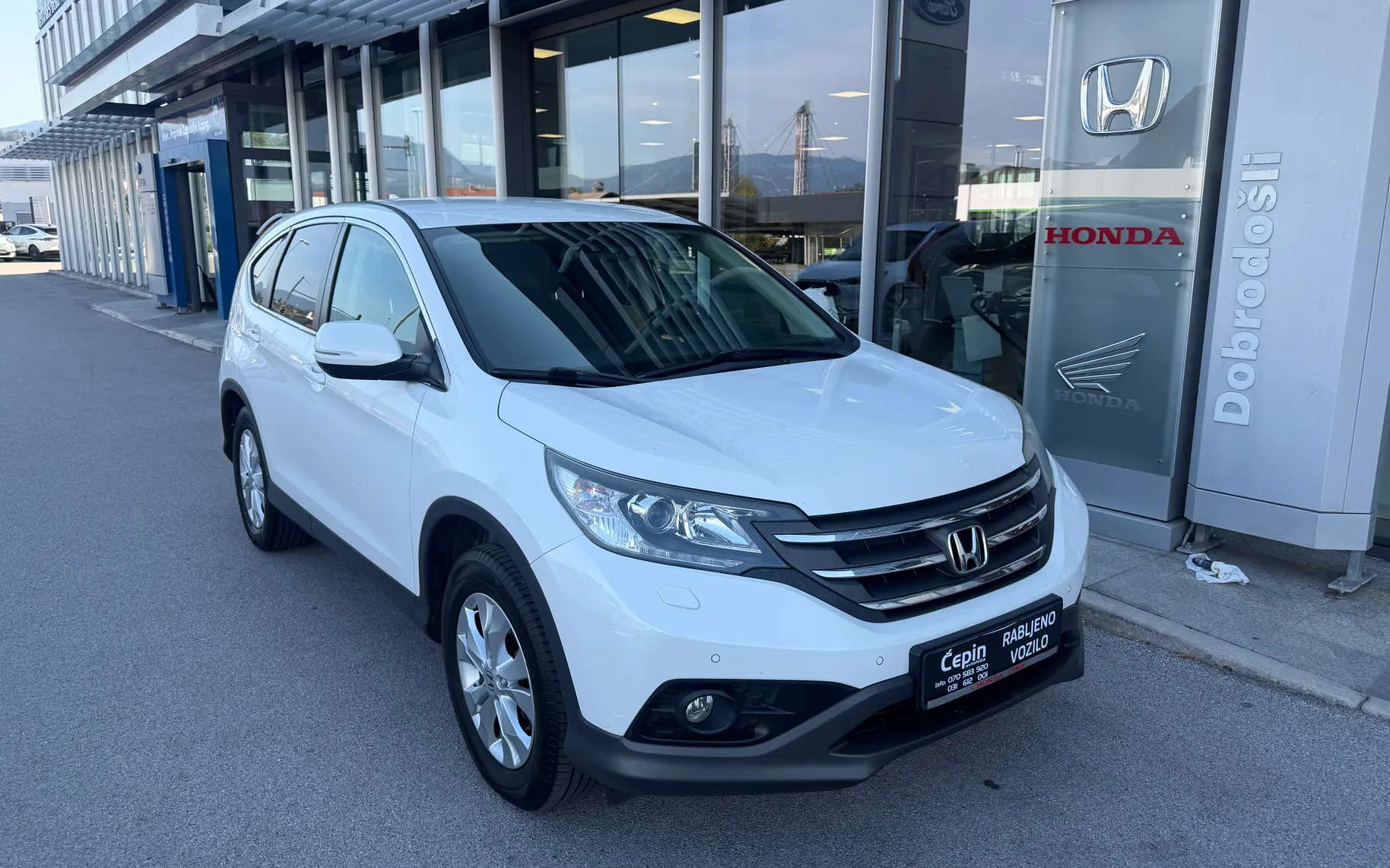 Zunanja slika - Honda CR-V - 2.2i DTEC I 4WD I PDC - 1