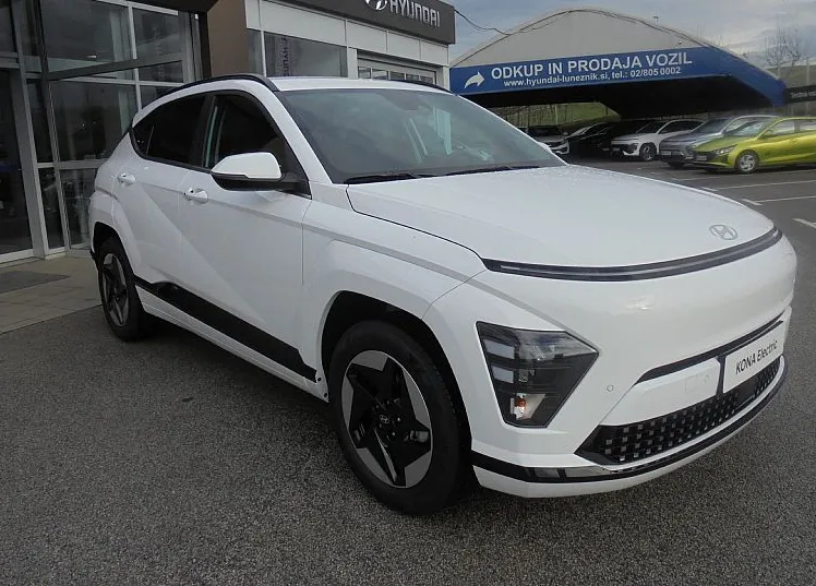 Zunanja slika - Hyundai Kona - BEV 48KWH PREMIUM°Winter°Topl.črp° - 3