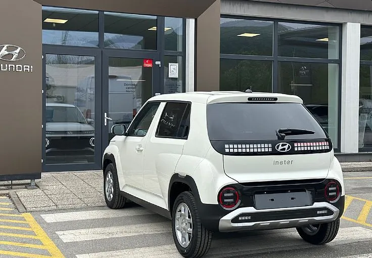 Zunanja slika - Hyundai Inster - 42 kWh STYLE°°Winter - 3