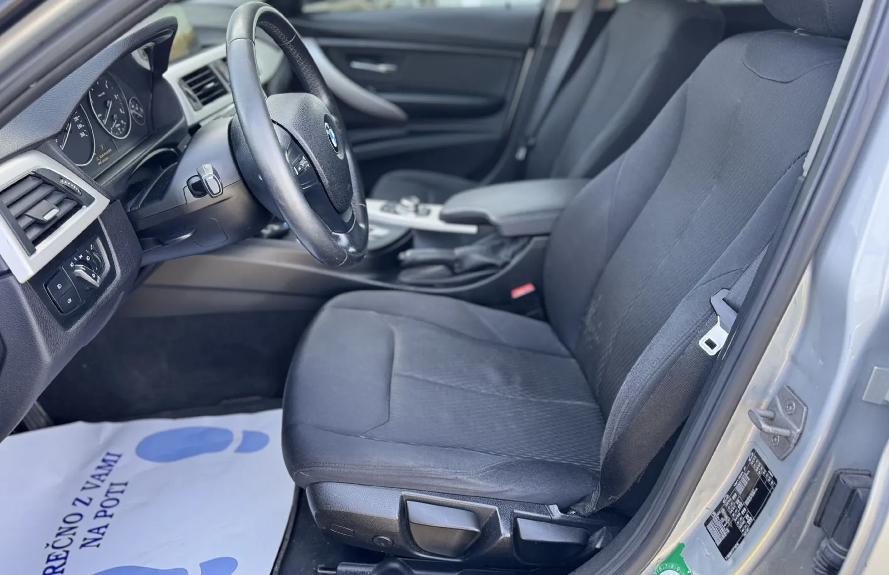 Zunanja slika - BMW Serija 3 - Touring: 318d AUT alu-pdc-navi-acc-gretje sedežev-servis - 4