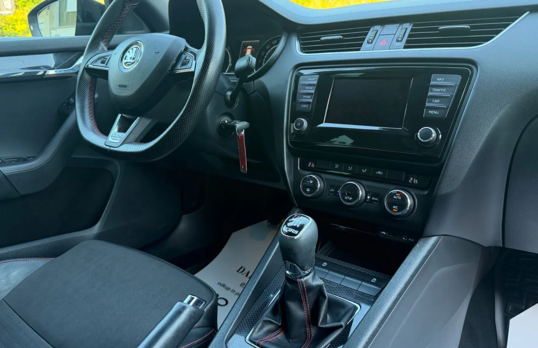 Zunanja slika - Škoda Octavia - Combi 2.0 TDI RS 184PS BI-XENON PANORAMA - 15