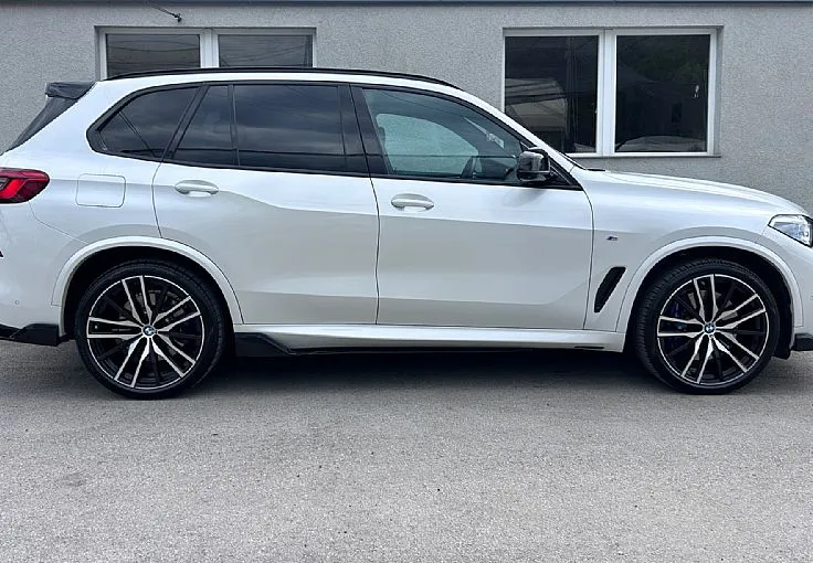Zunanja slika - BMW X5 - serija : xDrive30d Avt.-SKY-LASER-KRISTAL-MASAŽA-HLAJENJE - 5