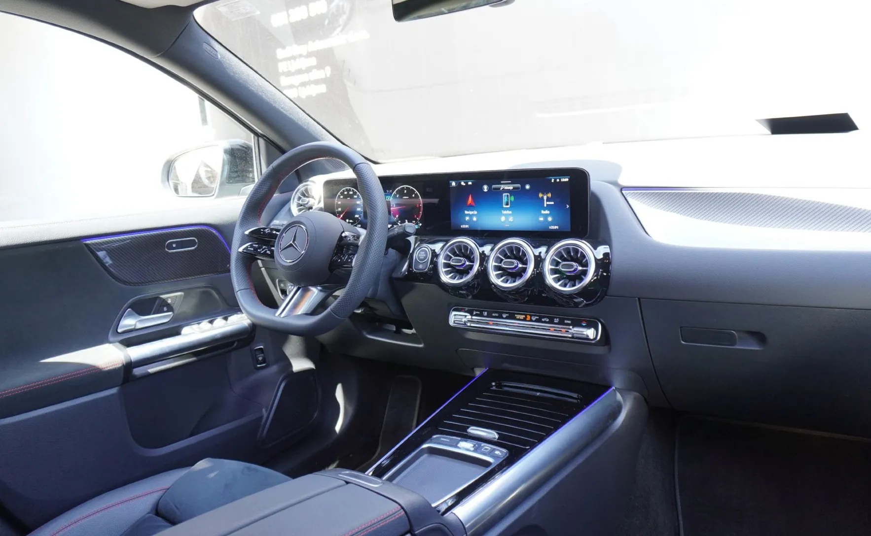 Zunanja slika - Mercedes-Benz GLA-Razred - GLA 200 d AMG Line Avt. - 11
