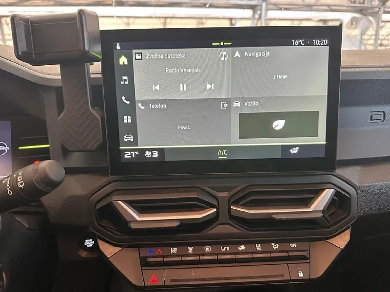 Zunanja slika - Dacia Duster - 1.2 TCe 130 Journey - 8