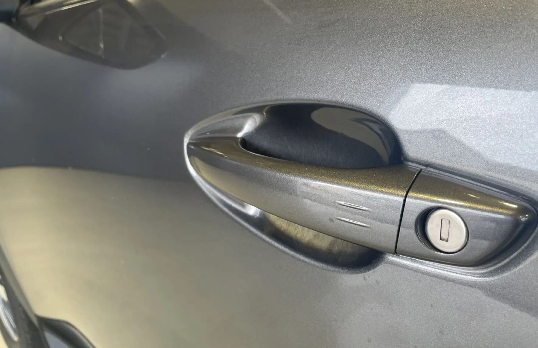 Zunanja slika - Peugeot 5008 - 7SEDEŽEV-VIRTUAL-NAVI-360KAM-LED-KEYLESS-ALU - 15