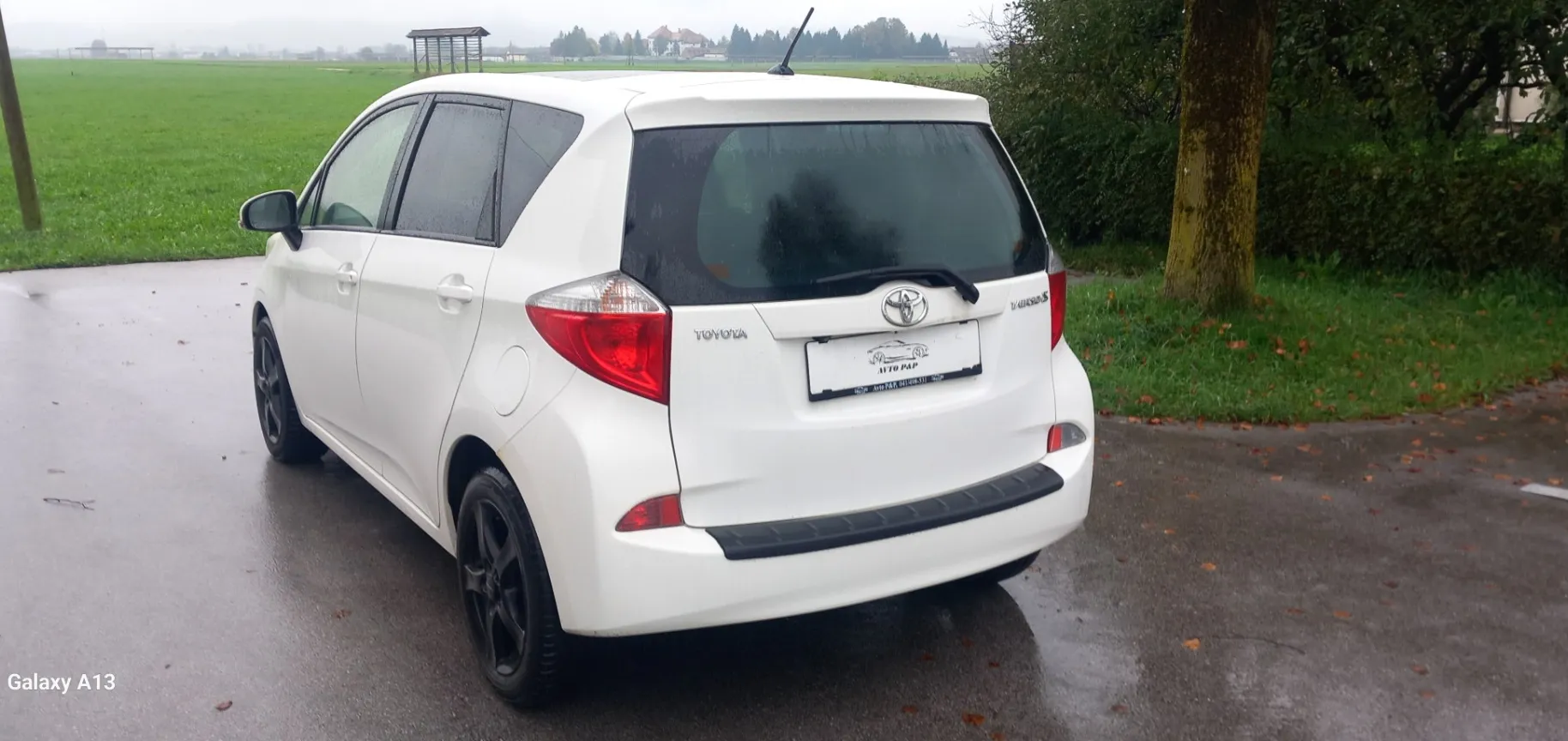 Zunanja slika - Toyota Verso - -S - 4