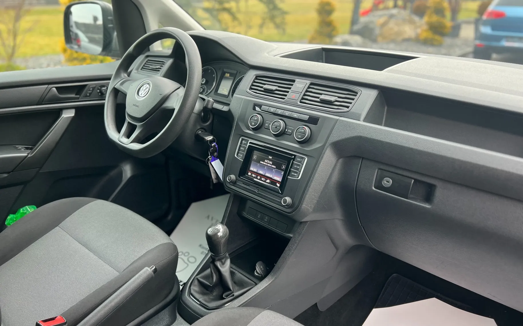 Zunanja slika - VW Caddy - 2.0 TDI+SLOVENSKI+1.LASTNIK+ODLIČEN - 12