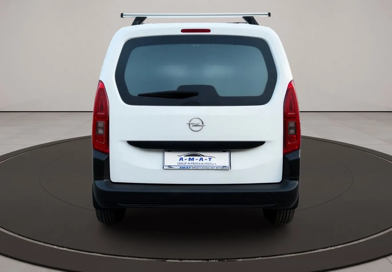 Zunanja slika - Opel Combo - 1.5D 75kw od1 lastnika servisna potrjena garancija - 3