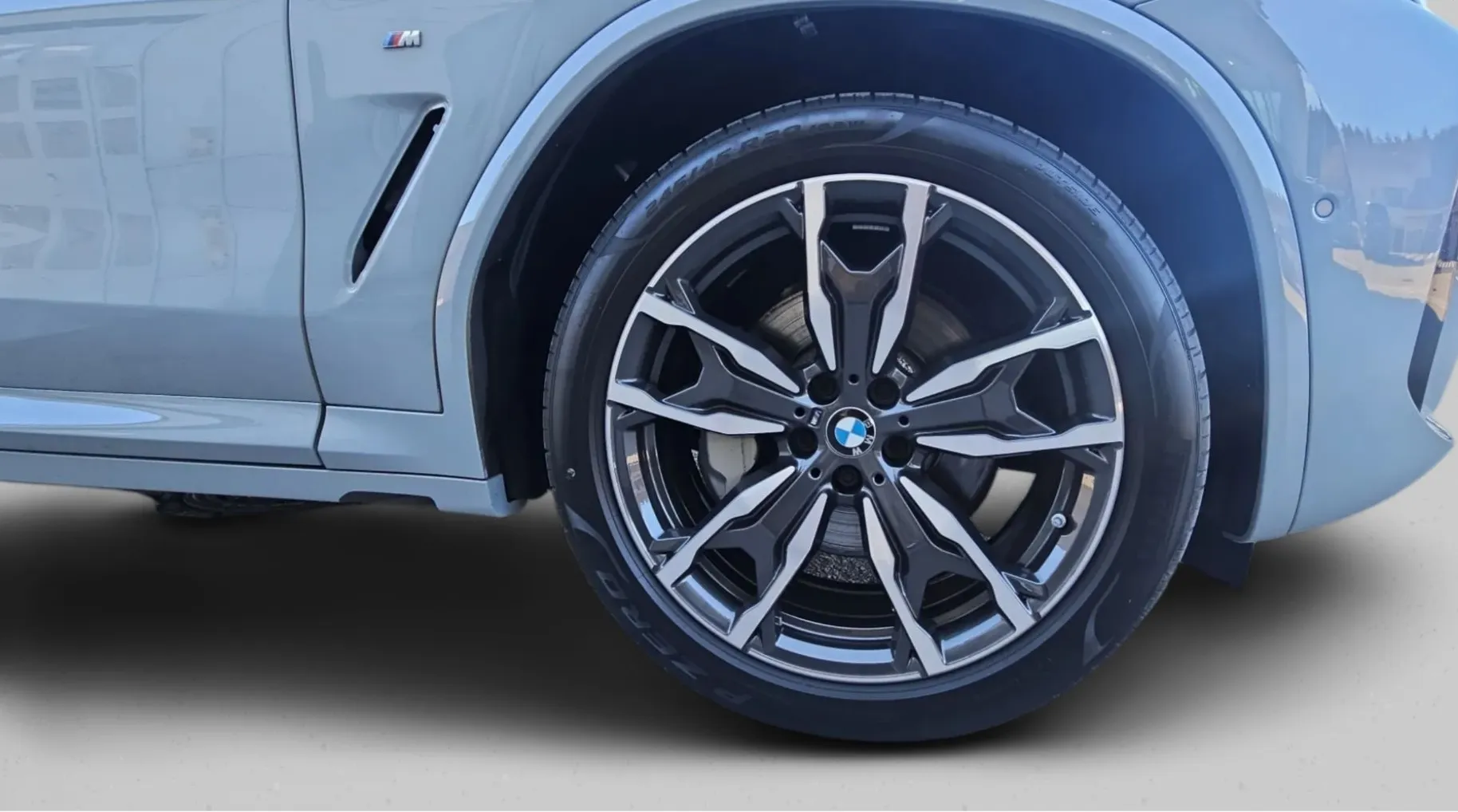 Zunanja slika - BMW X4 - serija : xDrive30d  AT - 9