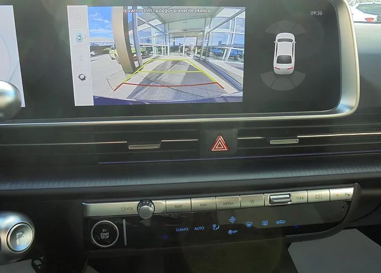 Zunanja slika - Hyundai Ioniq 6 - BEV 77KWH PREMIUM°Winter°elekt.kljuke°AKCIJA° - 9